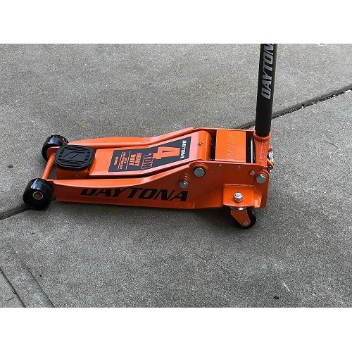 Daytona MX64201 Floor Jack, 4 ton Lifting, 4-1/4 in Minimum Lifting Height, 20-1/4 in Maximum Lifting Height