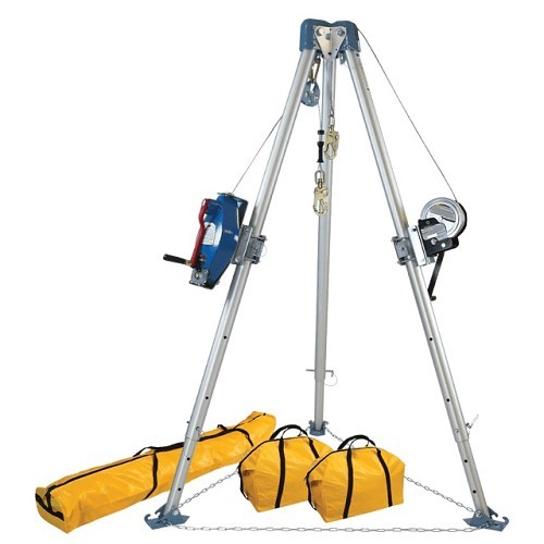 FallTech® 7504 Confined Space Tripod