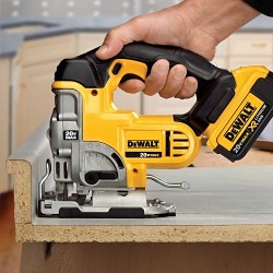 DeWALT® DCS331M1 20V MAX* XR® Cordless Jig Saw Kit, Orbital Stroke Type, T-Shank For Blade Shank Type, 12 in Overall Length, Battery, Charger, Soft Case