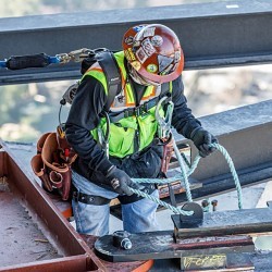 FallTech® 8123BQC/M Full Body Harness, 3D Construction Belted, Medium, 130 - 310 lb ANSI, 130 - 425 lb OSHA, Quick Connect Leg Strap Buckle, Quick Connect Chest Strap Buckle, Aluminum Alloy Hardware