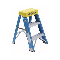 WERNER® 6002 Type I Duty Step Stool, 2 ft H, 250 lb Load, Fiberglass