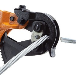 Klein® 63RBCHD Bolt Cutter, Cutting Capacity: 5/8 in Ground Rod, 1/2 in Rebar, 7/16 in Grade 8 Bolts and 1/2 in Grade 5 Bolts