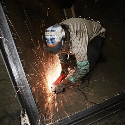 Milwaukee® 6140-30 Small Angle Grinder, 4-1/2 in Wheel Diameter, 5/8 in Arbor/Shank, 120 VAC, For Wheel Type: Type 27, Black/Red, Paddle Switch