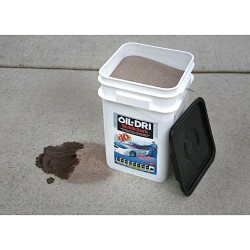 Oil-Dri® I05000G-G60 Loose Absorbent, 20 lb Container, Pail Container, Fluids Absorbed: Non Aggressive Fluids Such as Oil, Grease and Water