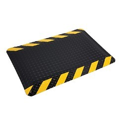 Diamond-Plate SpongeCote™ 415.916x3x5BYL Heavy Duty Solid Anti-Fatigue Mat, 5 ft L x 3 ft W x 9/16 in THK, PVC, Diamond Plate Surface Pattern, Nitrile Infused Sponge Base